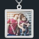 Collier Love Overlay Photo<br><div class="desc">Un design photo simple et élégant, parfait pour la journée de la mère, comme un cadeau mariage ou anniversaire, un cadeau de remise de diplômes, etc.</div>