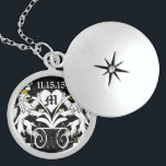 Collier Mariage Monogram Lion Rampant<br><div class="desc">Collier de fête de mariage de la Renaissance du Lion vintage, élaboration de Lions Vintages avec des perles. Femme de mariée, Maid of Honor, Groom, Groomsmen ou Best Man. Vintage Renaissance médiévale gothique gothique Mariage Lion collier rampant. Parfait pour mariage médiéval, lion rampant, monogramme, mariage renaissance, lion vintage rampant, chevalier...</div>