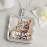 Collier Meilleur Chat Maman Ever Moderne Personnalisé Phot<br><div class="desc">Ce design simple et classique est composé de typographie serif et d'ajouter une photo personnalisée</div>