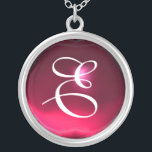 Collier Monogramme rouge rose rubis<br><div class="desc">Design élégant et unique avec pierres précieuses. Modélisation et rendu en 3D Studio Max par Bulgan Lumini .Part de la série Hyper Talismans.</div>