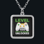 Collier Niveau 100 Jours De Jeux Vidéo De Gamer Déverrouil<br><div class="desc">Niveau 100 Jours De Jeux Vidéo De Gamer Déverrouillé De L'École Garçons</div>
