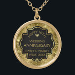 Collier Plaqué Or Anniversaire du 50e Mariage Gold & Black<br><div class="desc">Image d'un damas floral brillant doré et diamants or avec un modèle texte personnalisable pour vous de customiser.</div>
