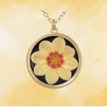 Collier Plaqué Or Dahlia jaune sur Floral noir<br><div class="desc">Faites une déclaration de mode avec ce pendentif de collier avec chaîne qui présente l'image photo d'une fleur Dahlia jaune sur un arrière - plan noir. Un joli design floral ! Sélectionnez la forme,  la taille et le style de finition de votre pendentif.</div>