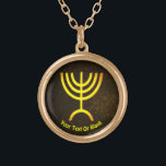Collier Plaqué Or Flamme de Menorah<br><div class="desc">Un rendu numérique de la menorah juive à sept branches (hébreu : מְ וֹ נ רָ ‎). La menorah à sept branches, utilisée dans le sanctuaire portatif mis en place par Moïse dans le désert et plus tard dans le Temple de Jérusalem, est un symbole du judaïsme depuis des temps...</div>