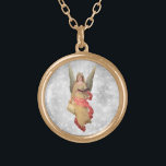 Collier Plaqué Or *~* Vintage AP40 Classic Angels Scroll Book<br><div class="desc">(ID de recherche AP40 pour des designs similaires) Transfert vers d'autres produits si vous le souhaitez. Vintage ROUND Gold design avec l'art classique sucré d'une jeune femme ANGEL tenir un SCROLL et un LIVRE. * Énergétiquement Amélioré Romantique Vintage rétro Antique fausse Parties scintillant diamant Arrière - plan. Un ange avec...</div>