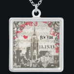 Collier pour l'anniversaire de New York Vintage ma<br><div class="desc">Éclairage Invitations de mariage - Programmes correspondants, Menus, Cartes de siège, Insertion de cartes et plus Bordures de Damas Noir Invitations de mariage, RSVP Cartes de réponse et Menu - Vous choisissez Papier Cartes de Damas Noir Frontières Mariage Menu Noir Damas Swirl Invitations de mariage -Enregistrer la date - Cartes...</div>