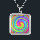 Collier Retro Tie Dye Hippie Psychedelic<br><div class="desc">Ce design super présente un arc-en-ciel tourbillonnant et lumineux dans un motif coloré à la cravate. C'est un design amusant et rétro pour les hippies amateurs de paix / bohèmes qui aiment les années 60,  70 et la couleur psychédélique.</div>