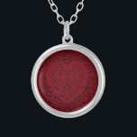 Collier Rouge Noir Mariage Coeur gothique Belle Élégante<br><div class="desc">Notre magnifique design de coeur gothique rouge et noir élégant est parfait comme un design de mariage élégant foncé.</div>