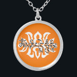 Collier Tibétain Six Vrais Mot Mantra/Om Ma Ni Pad Me Hum<br><div class="desc">Beau cadeau de bouddhisme tibétain significatif avec des bénédictions de toutes les manières. Les six grands mots : Om Ma Ni Pad Me Hum est le mantra le plus courant au Tibet, récité par les bouddhistes, peint ou sculpté sur des rochers, des roues de prière ou des crânes de yak...</div>