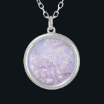 Collier Van Gogh Almond Blossoms Lavande<br><div class="desc">Lavender Almond Blossoms par Vincent Van Gogh modification de couleur copyright 2sweet4wordsDesigns/ PureVintage Love Lavender Almond Blossoms pour une touche artistique au style personnel, mariage, Baby shower, cadeaux de bureau ou fête du printemps : Célébrez vos occasions spéciales avec la beauté enchanteresse des fleurs d'amandes de Vincent Van Gogh. Nos...</div>