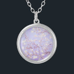 Collier Van Gogh Almond Blossoms Lavande<br><div class="desc">Lavender Almond Blossoms par Vincent Van Gogh modification de couleur copyright 2sweet4wordsDesigns/ PureVintage Love Lavender Almond Blossoms pour une touche artistique au style personnel, mariage, Baby shower, cadeaux de bureau ou fête du printemps : Célébrez vos occasions spéciales avec la beauté enchanteresse des fleurs d'amandes de Vincent Van Gogh. Nos...</div>