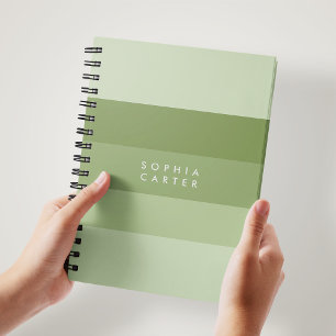 Colorblock Horizontale Sage Green Stripes Monogram Notitieboek
