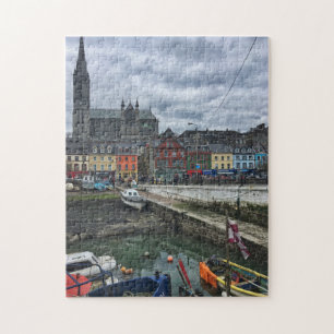 Coloré Cobh Harbour sur Grey Irlande day Puzzle