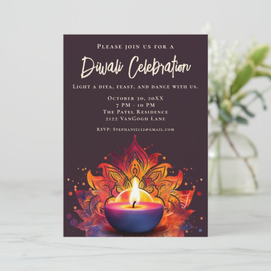 Colorée Diya Diwali Célébration Invitation (Debout devant)