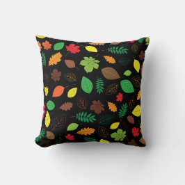 Colorful Autumn Leaves Pattern op Black Kussen