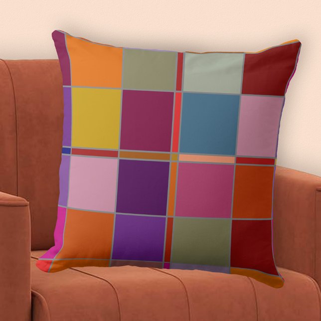 Colorful Checkered Geometric Herfst Pattern Pillow Kussen (Pillow with an abstract retro geometric pattern in warm fall colors.)