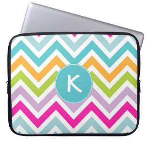 Colorful Chevron Monogram Sleeve bovenaan