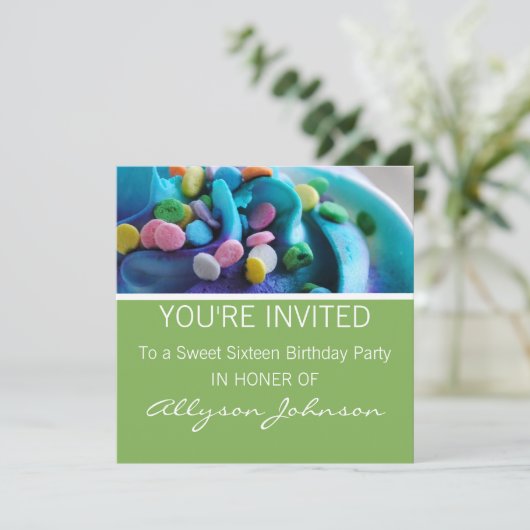 Colorful Cupcake Birthday-uitnodigingen Kaart (Staand voorkant)