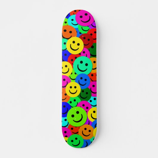 COLORFUL FACES COLLAGE SKATEBOARD (Voorkant)