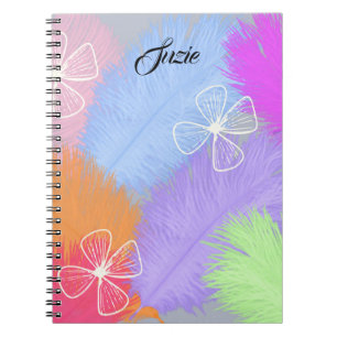 Colorful Feathers met naam, Notitieboek