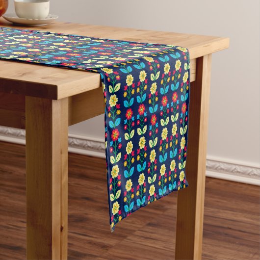 Colorful Floral Pattern Korte Tafelloper (Voorbeeld)
