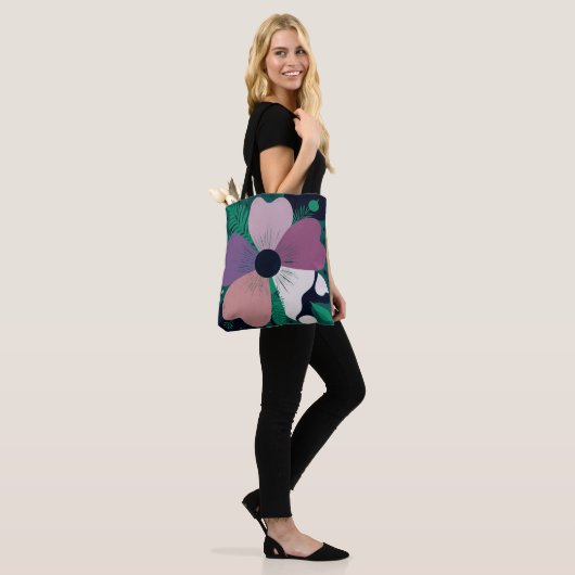 Colorful Floral Pattern Tote Bag – Cute Modern Flo (Sur le modèle)