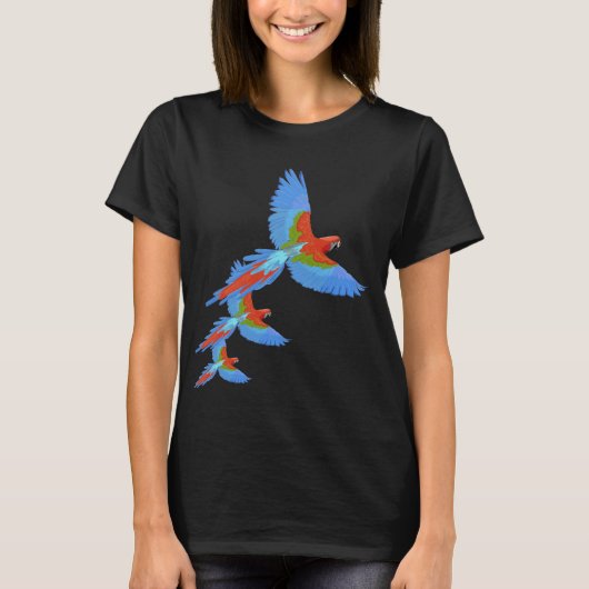 Colorful Flying Macaws T-shirt (Voorkant)