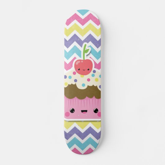 Colorful Kawaii Cupcake on Chevrons Skateboard (Voorkant)
