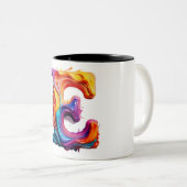 Colorful Liquid Letter "E" Mug – Vibrant 3D Paint  (Devant droit)
