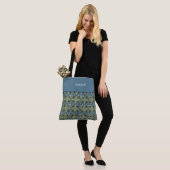 Colorful Moroccan Pattern Monogramed Draagtas (Op model)