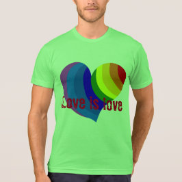 Colorful regenbooghart zegt: "Liefde is liefde" T-shirt
