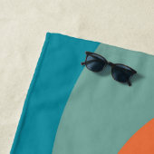 Colorful retro cirkels design strandlaken (In situ)