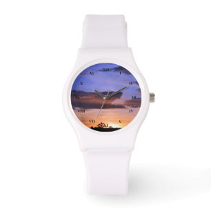 Colorful Sunset van Shirley Taylor Horloge