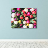 COLORFUL TULIPS CANVAS AFDRUK (Insitu (Houten vloer))