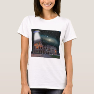 Colosseum Rome Italië voldoet aan ruimte en UFO T-shirt