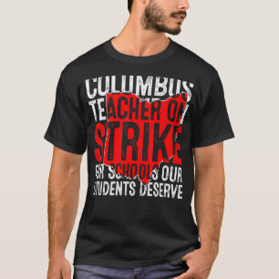 Columbus Ohio-leraren staken OH-leraar aan T-shirt