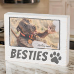 Comique moderne Pet Paw Bestie Best Friends BFF Ph<br><div class="desc">Le design est composé d'une typographie ludique et amusante avec une police sans serif. Ajoutez une photo personnalisée de vous et de votre animal de compagnie</div>