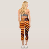 Comme des rayures de tigre sur ces leggings capri (Verso)