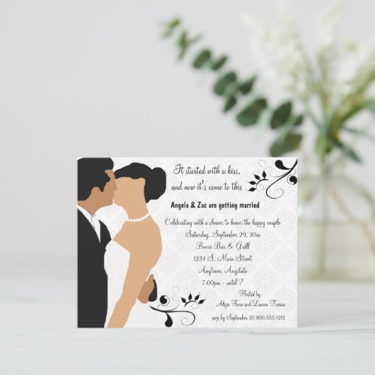 Commencé par un invitation ethnique de Fête de la (Debout devant)