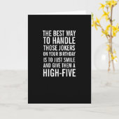 Comment gérer votre carte d'anniversaire drôle (Fleur jaune)