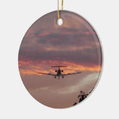 Commerciële Jet Landing op Sunset Keramisch Ornament (Links)
