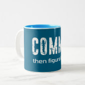 Commit zoek het dan uit tweekleurige koffiemok (Voorkant links)