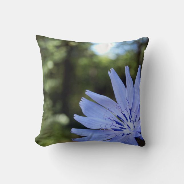 Common Chicory Throw Cushion Kussen (Voorkant)