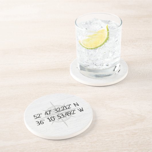 Compass GPS Home Coordinates On Wood Zandsteen Onderzetter (Zijkant)