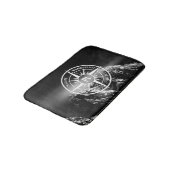 Compass star embleem monogram dramatische bergen badmat (Gekanteld)