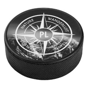 Compass star embleem monogram dramatische bergen hockey puck