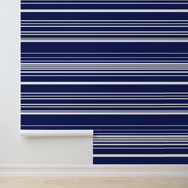 Complexe stripes - blauw behang (Applicatie)