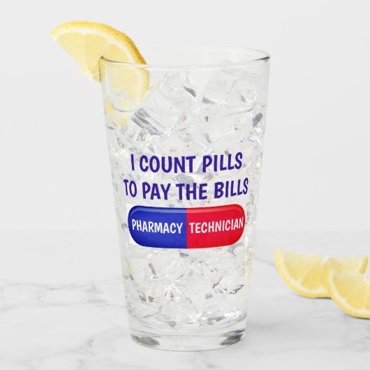 Compter les pilules pour payer le verre de factura (Devant glace)