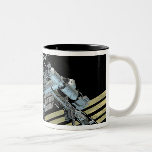 Computergegenereerd uitzicht 12 tweekleurige koffiemok