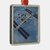 Computergegenereerd uitzicht 22 metalen ornament (Rechts)